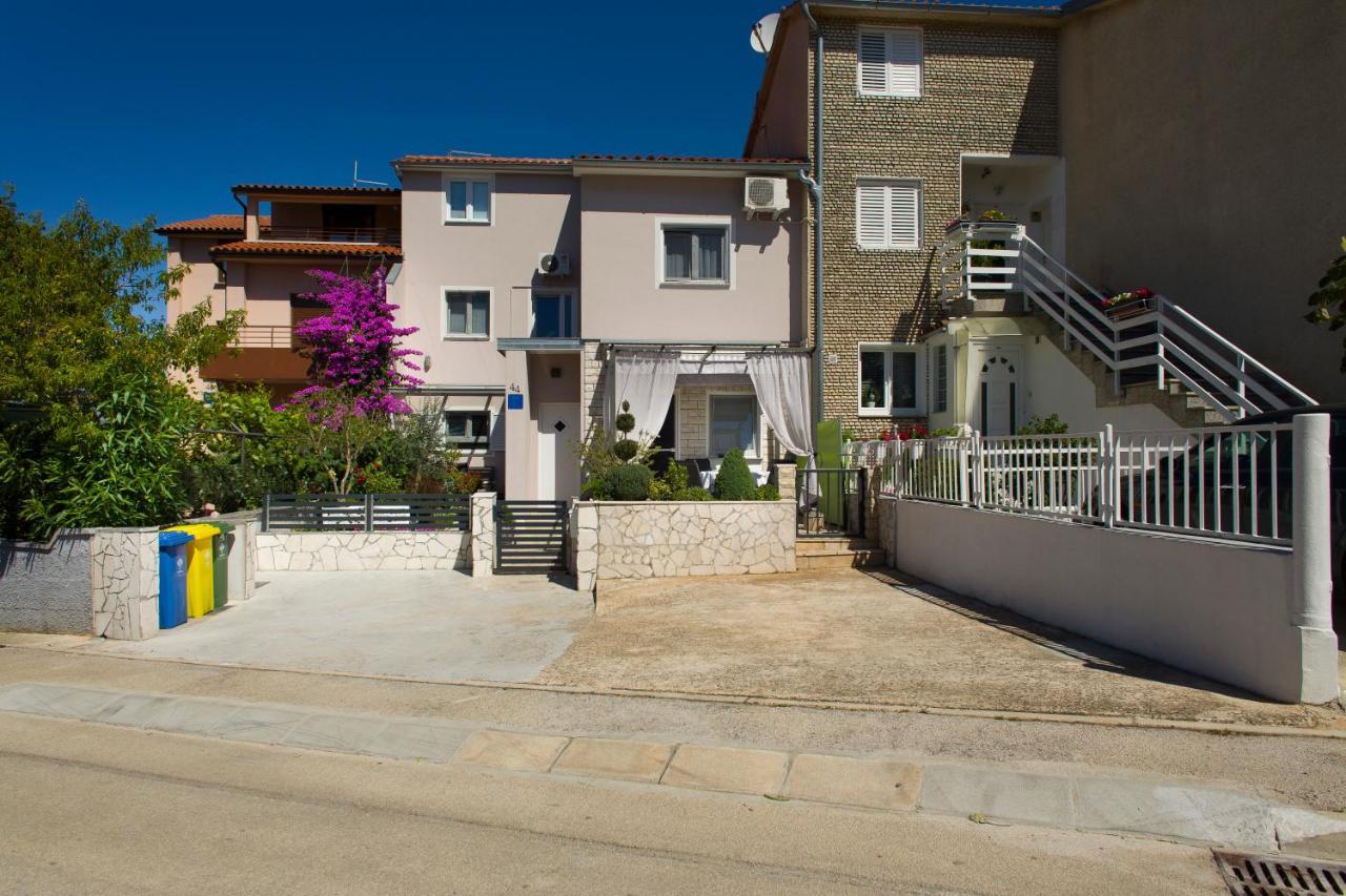 Apartment Katy プーラ エクステリア 写真